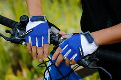 Half finger cycling gloves