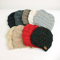 Knitted horsetail wig