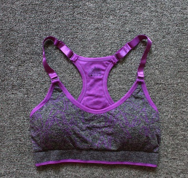 Quick-drying and moisture-absorbing elastic sports bra for running, fitness, yoga and sports hall.