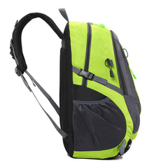 Outdoor climbing bag