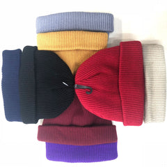 Acrylic Knitted Hats For Men And Women With Letter Embroidery